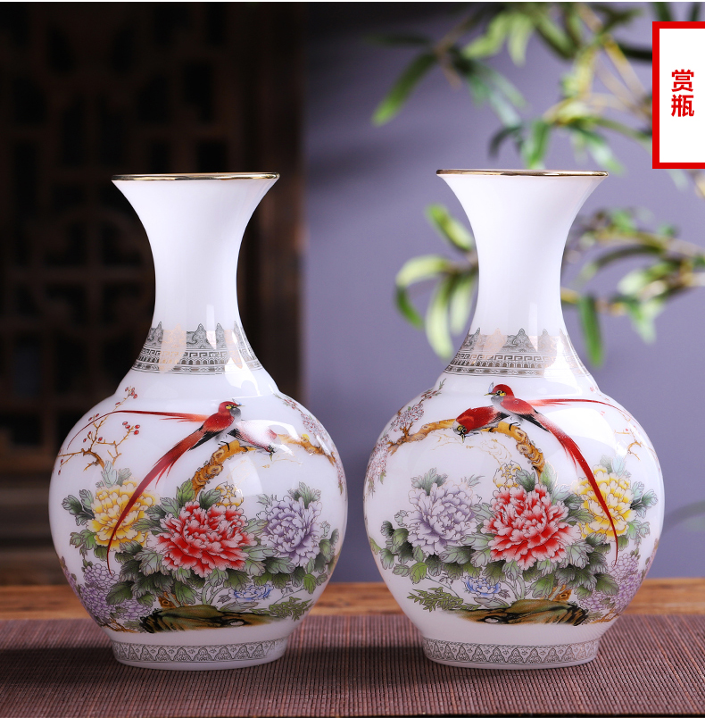 Jingdezhen ceramics powder enamel vase jade porcelain for bottle home flower arranging wine rich ancient frame sitting room adornment is placed