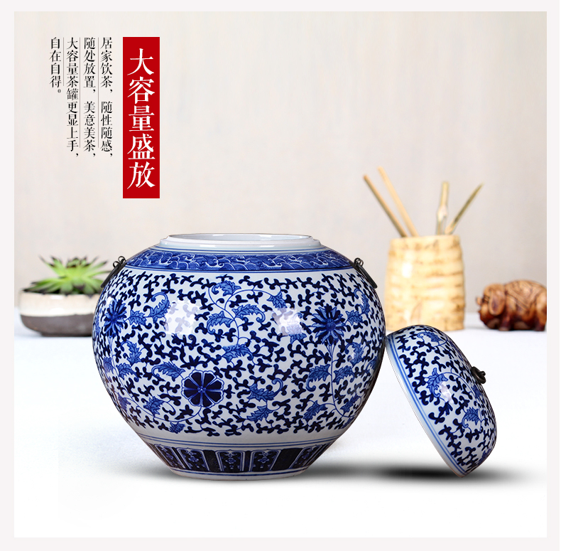Blue and white porcelain of jingdezhen ceramics storage tank with cover large caddy fixings Chinese style home sitting room adornment is placed