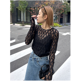 纯正！2025冬季 透视感全蕾丝长袖打底衫