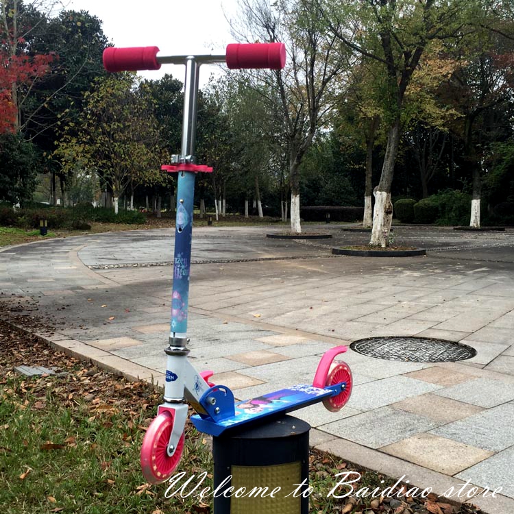 Gốc xác thực có thể gập lại có thể điều chỉnh cao và thấp 2 bánh xe scooter xe đẩy Spiderman và xe tay ga khác nhôm hợp kim magiê xe điện 2 bánh tự cân bằng 