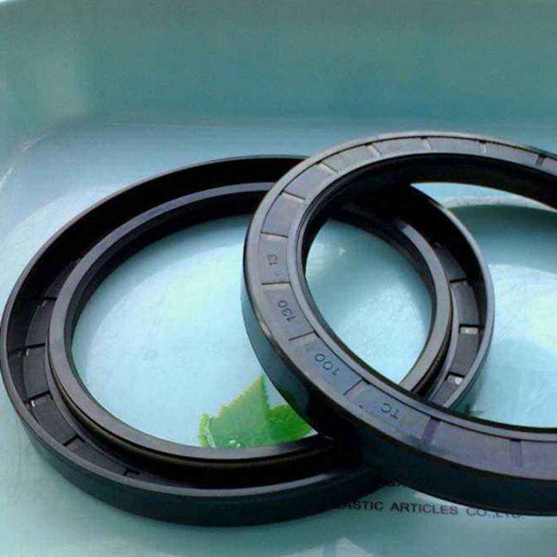 Spring seals Daquan bearing seals Shaft seals Imported skeleton oil seals TC type 38*50*7 Spot