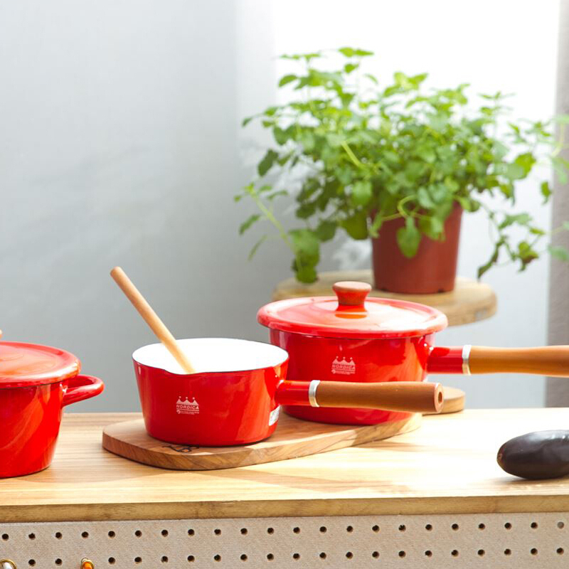 Limited edition Japanese ins Nordic home enamel pot baby coveting small milk pan flat bottom Noodle Soup Pan