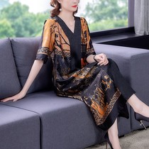 Fragrant cloud yarn mulberry silk one-piece dress Your wife is really slim and fatter and enlarged code loose and covered with a long skirt