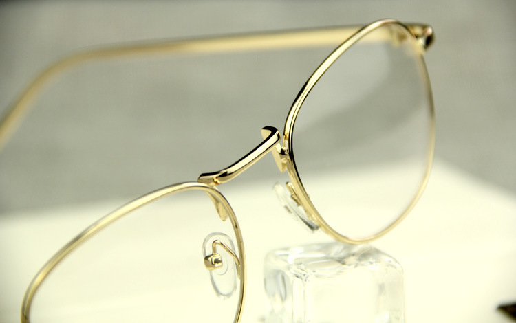 Phiên bản tiếng Hàn của khung mắt siêu nhẹ bằng kim loại vuông gương phẳng retro nữ kính khung nam với kính cận sinh viên kính lão