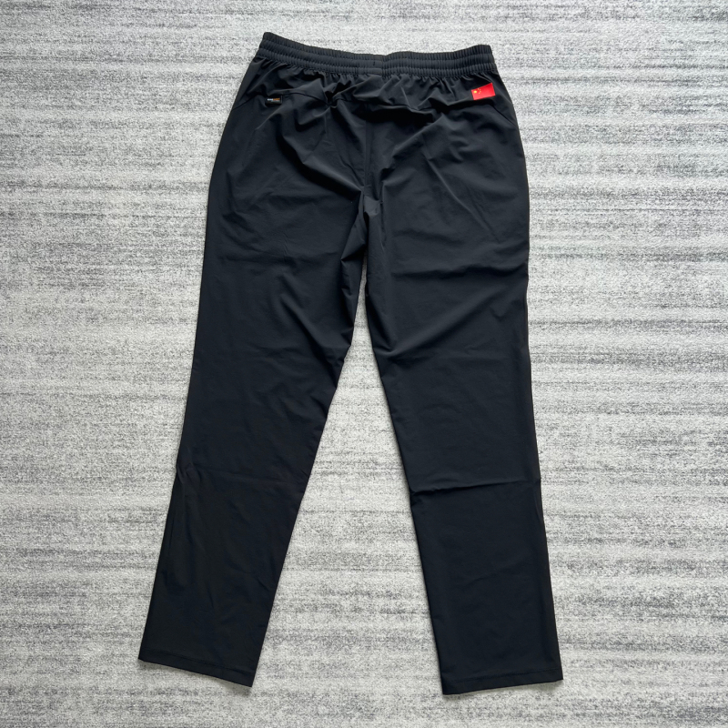 Anta Sponsors the Chinese Delegation's Sports Pants, Which Are Breathable, Sweat-Absorbent, Lightweight, and Elastic Sports Pants for National Team Wear