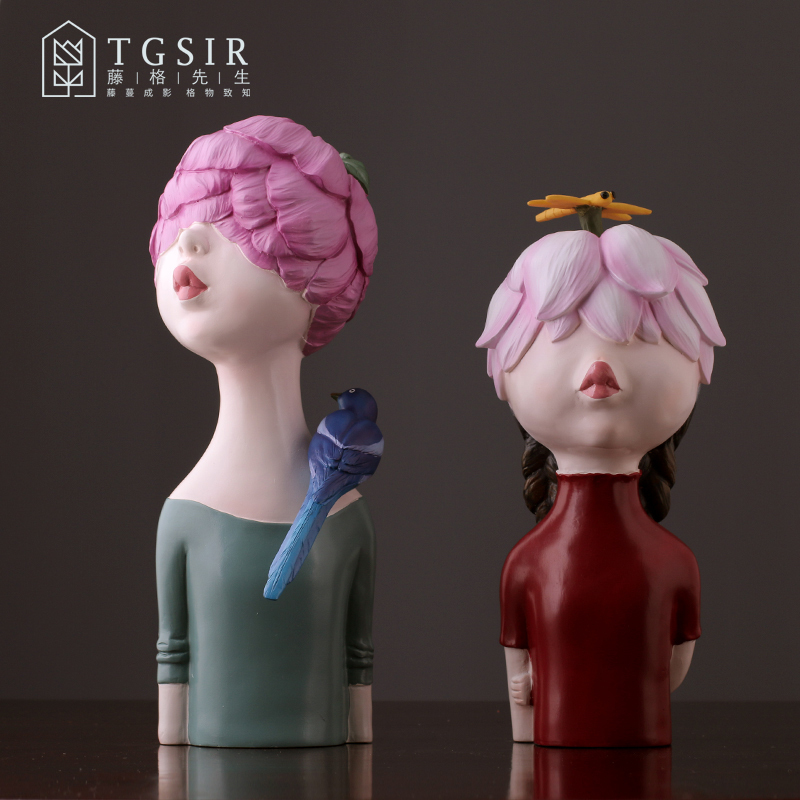 Cute little girl girl heart in Living room desktop clothing storeroom bedroom decoration birthday gift