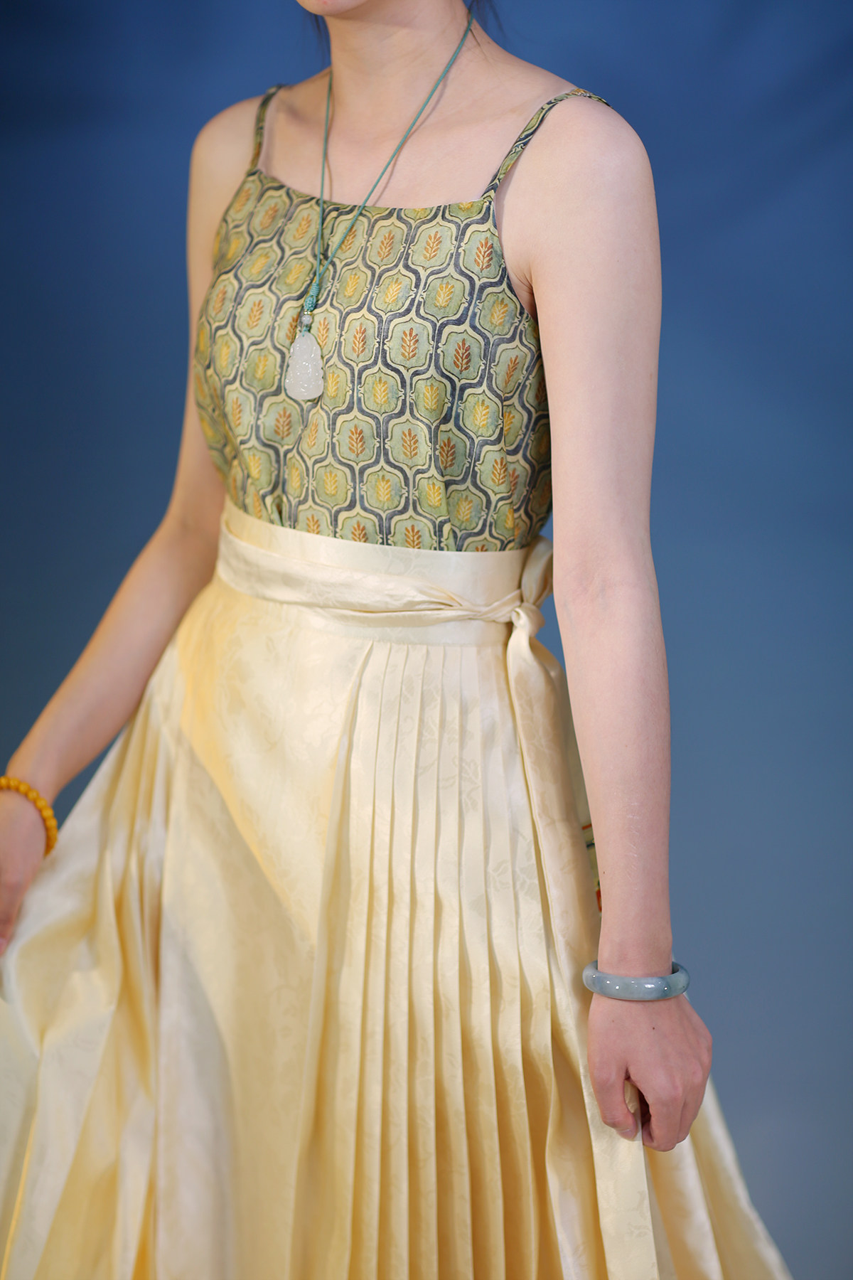 汉服上装 泊月夏季汉服吊带背心天丝棉古风印花透气上衣 觉夏花园青绿色选