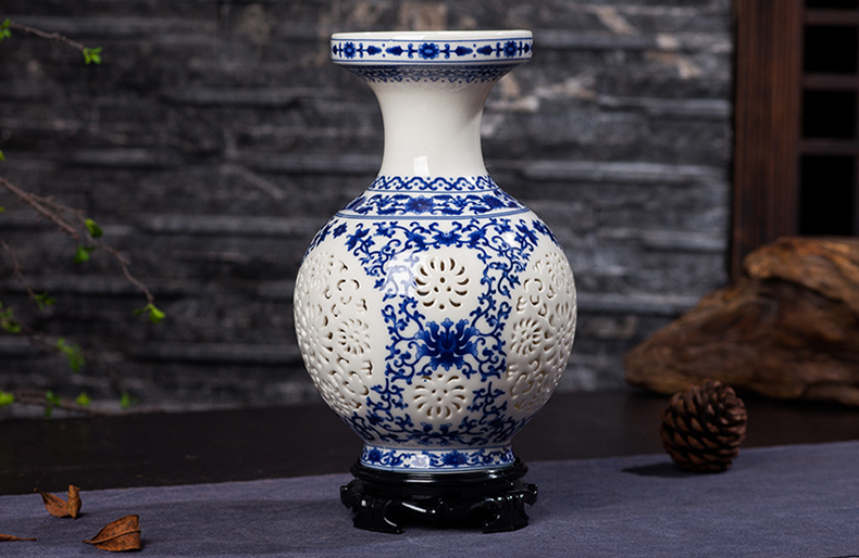 Jingdezhen ceramics vase furnishing articles flower arranging three - piece home sitting room ark adornment of blue and white porcelain furnishing articles