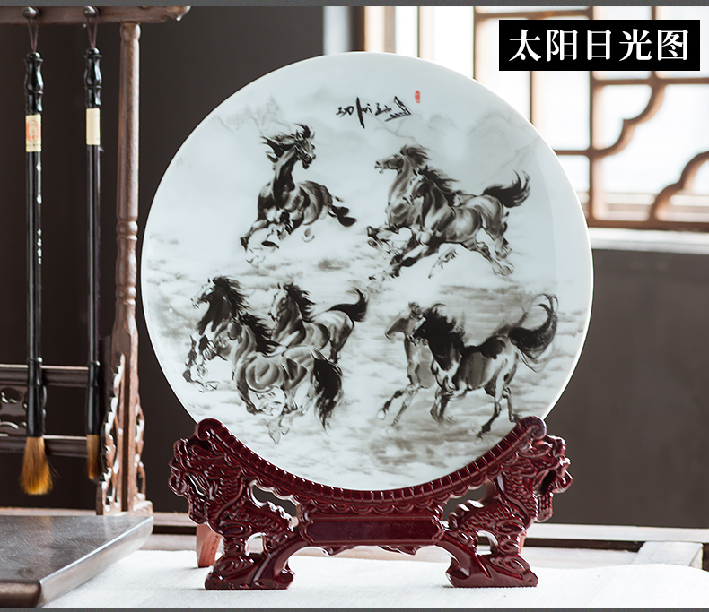 Jingdezhen ceramics furnishing articles to sit home decoration plate of Chinese arts and crafts wine sitting room porch decoration plate