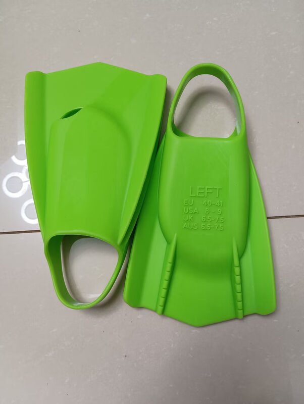 Silicone Soft Fins Without Heel, Hollow Design, Professional Butterfly Backstroke, Freestyle, Snorkeling, for Adults and Children, Improves Diving