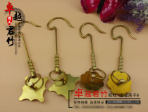 Brass bird cage hook embroidered eye Jade bird spicy mouth small square cage hook small bird cage embroidered eye hook accessories manufacturers