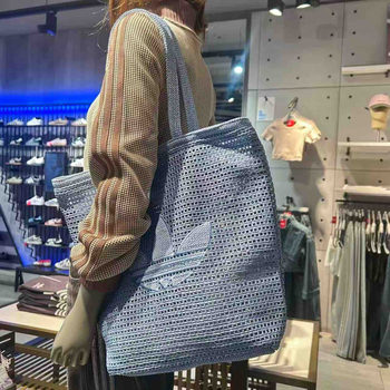 ກະເປົາ adidas ຂອງແທ້ adidas hollow knitted women's shoulder bag handbag tote bag kw2006