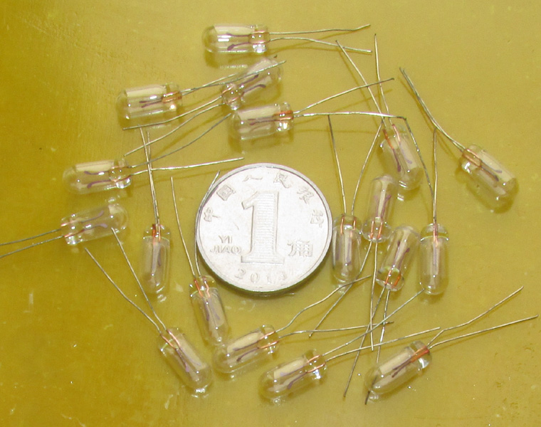Nissan domestically produced 1 5V to 12V miniature light bulbs for a variety of instruments, long life, for instrument display