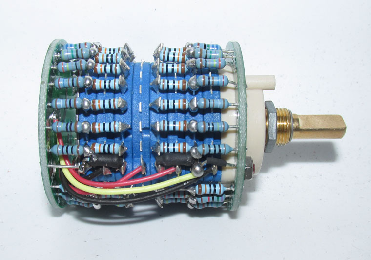 High precision 4×24 gear precision shunt stepping 50K 100K250K 500K stereo volume potentiometer