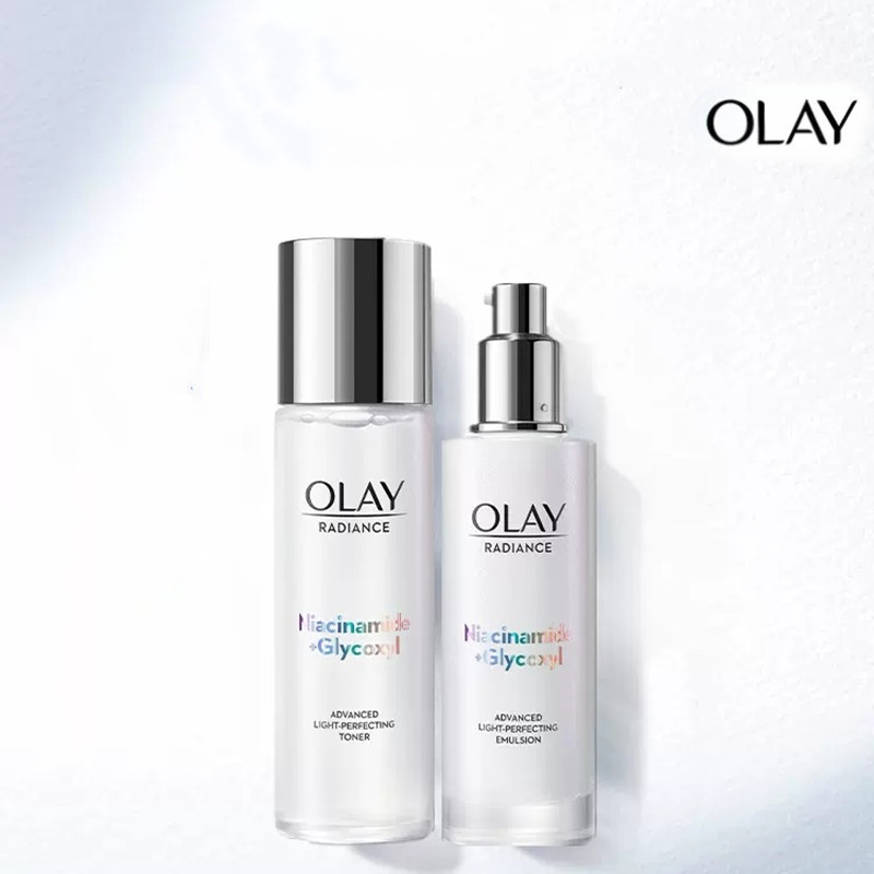 拍1享12！OLAY美白水乳套装