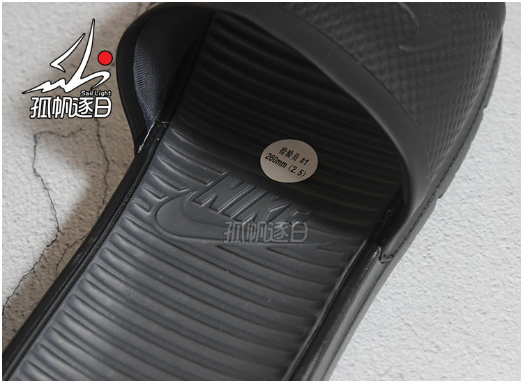 Nike Nike Benassi Solarsoft Slide Dép nam hợp thời trang 431884-001 dép converse