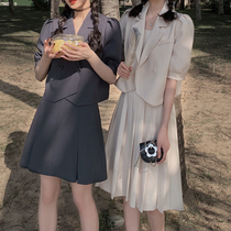 Plum cooked vintage art college style fashion set 2021 new autumn suit pleated half skirt
