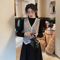 Plum cooked literary retro National style buckle lace stitching woolen vest female slim short 2021 New
