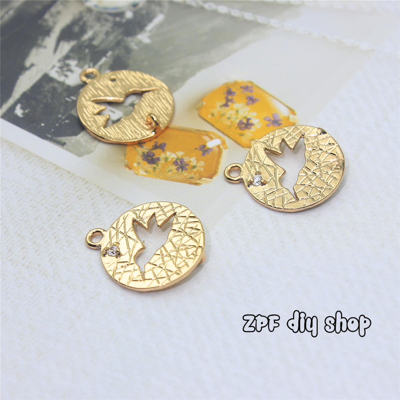 DIY jewelry k gold material hand-made round small pieces can be connected to other decorative ear pendant accessories