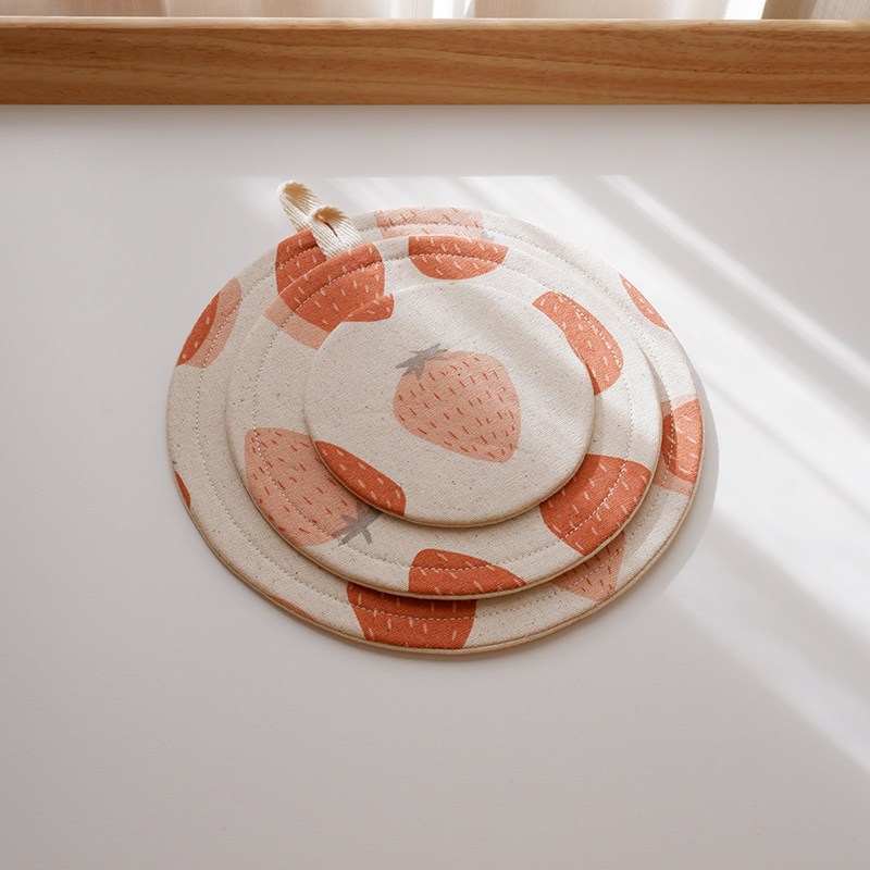 Large strawberry handmade fabric round quilted placemat coaster oval one person food tea mat