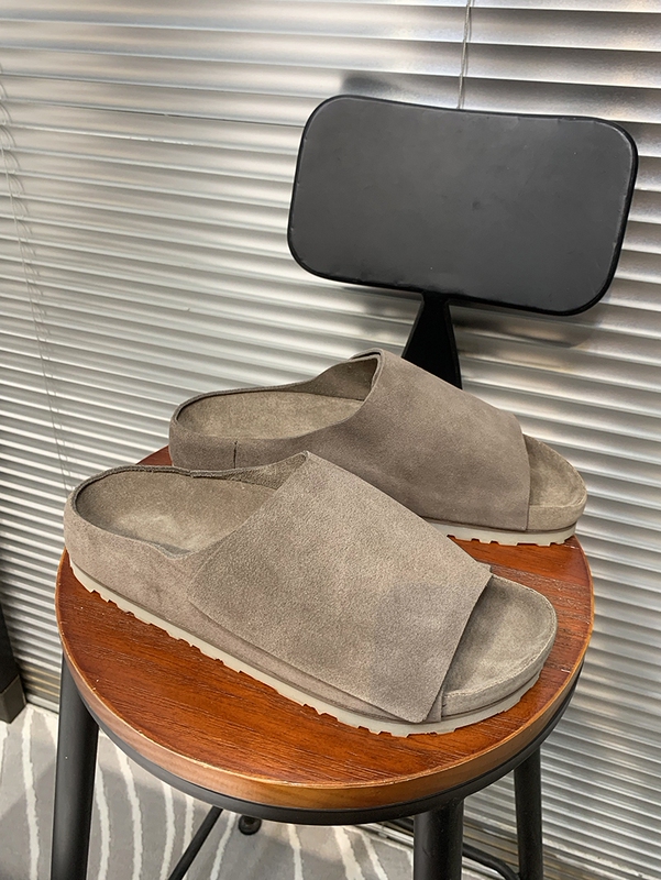 European and American Big Brand Fog Collaboration Thick-Soled Men's Casual Genuine Leather Slip-On Clogs with Suede and Velcro for Couples, Birkenstock-Style Trendy Slippers