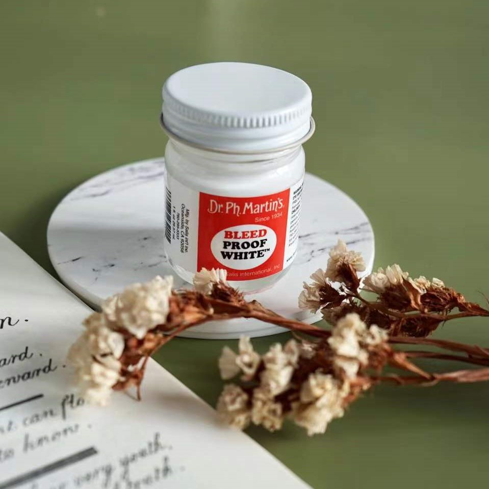 Dr ph Martins Bleedproof white anti-white watercolor white watercolor ink