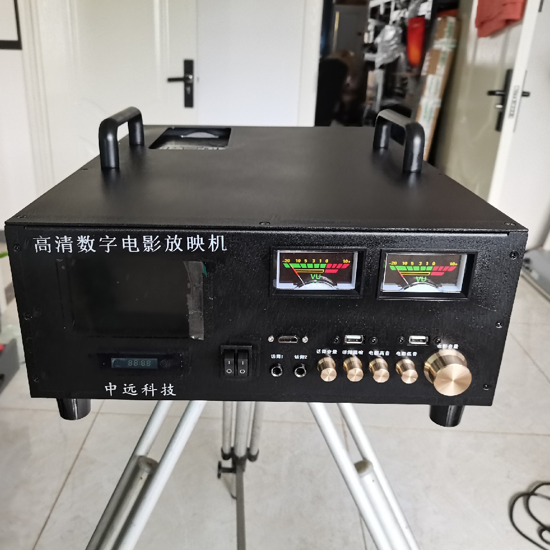 Intelligent all-in-one high-definition digital film projector 3D 4K Internet all supports open air screenings