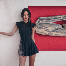 Sanqi swimsuit ladies conservative one-piece dress slim slim side slim cover belly backless large size flat corner hot spring swimsuit