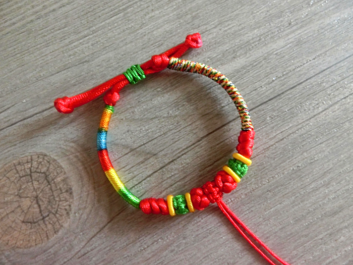 Em bé em bé dây đỏ dây và tay chuỗi mặt dây thừng bán thành phẩm năm nay của Lễ hội thuyền rồng nhiều màu dây tay - Vòng chân những mẫu lắc chân đẹp nhất