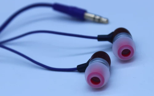 Сплошная древесина Billy Shell Человеческий голос высокой свежо страсти, переносимый в ухе и затычках для мобильного телефона