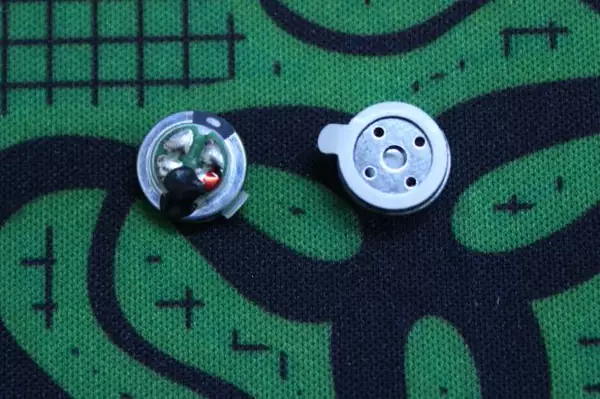 Товары от 19年老店长沙鸣匠发烧耳机订制