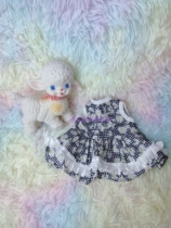 Doll clothes black and white checkered small daisy sleeveless dress suitable for winter base skirt 45cm applicable