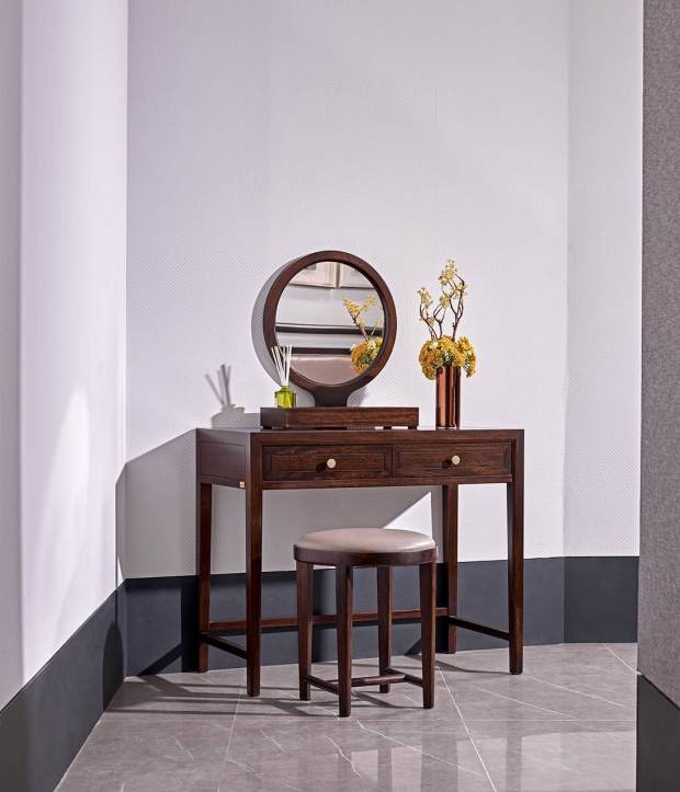 Nanyang Hu's Dresser and Stool 910 Easy Home