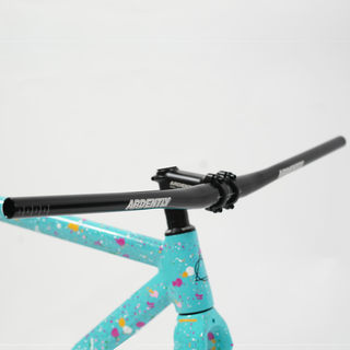 Руль для горного велосипеда с фиксированной передачей, шириной 31,8 мм, удлиненный прямой руль, руль из алюминиевого сплава в уличном стиле.