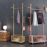 Nordic Light Luxury Simplicy Cloak Rack Современная спальня домашняя вешалка для хранения железной полки посадка на полку