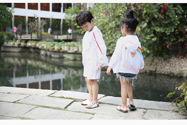 Qi Yue tự chế cha mẹ và con mặc mùa hè cotton và linen quần áo chống nắng gia đình ba gia đình nhà mặc thoáng khí điều hòa không khí áo sơ mi bãi biển áo khoác áo đẹp mẹ và bé gái