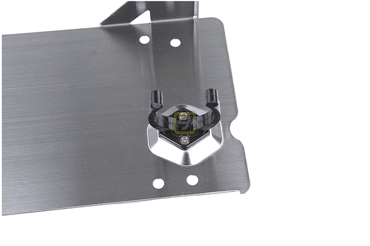 Yunliang sửa đổi / biển số xe off-road / có thể được chuyển qua biển số 680647 / biển số thép không gỉ / cây lau rửa xe ô tô