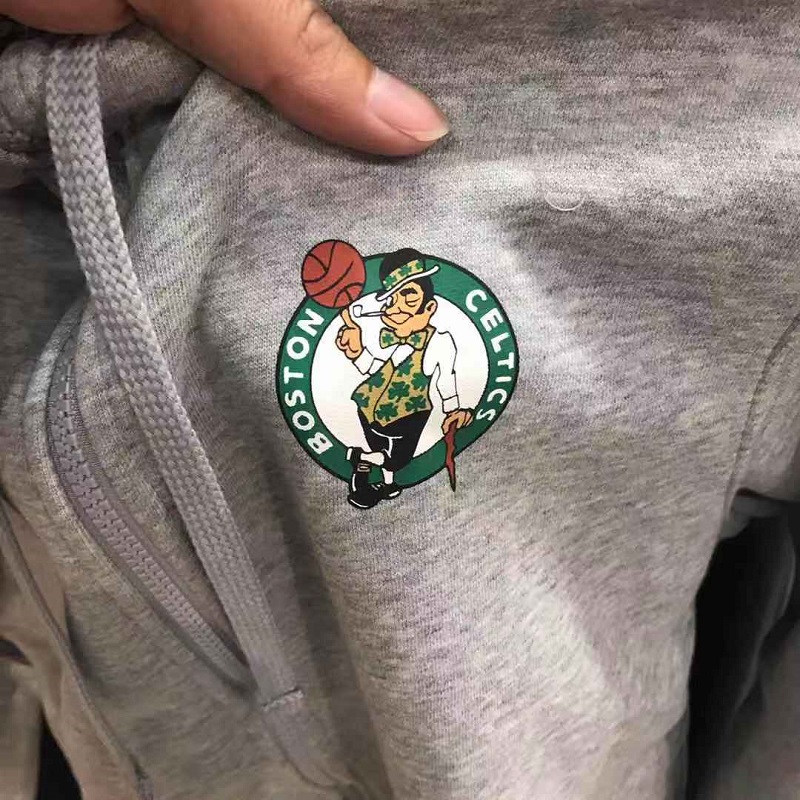 Áo khoác Nike nam mùa xuân 2019 Boston áo khoác bóng rổ có mũ trùm đầu AQ2594-010 - Áo khoác thể thao / áo khoác áo khoác reebok