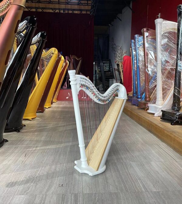 Harp 26-string harp Popularized harp Irish harp Professional instruments Harp Full-tone key harp