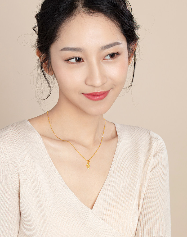 六福珠宝节节高升黄金项链吊坠女竹节挂坠不含链计价G01G0029DS