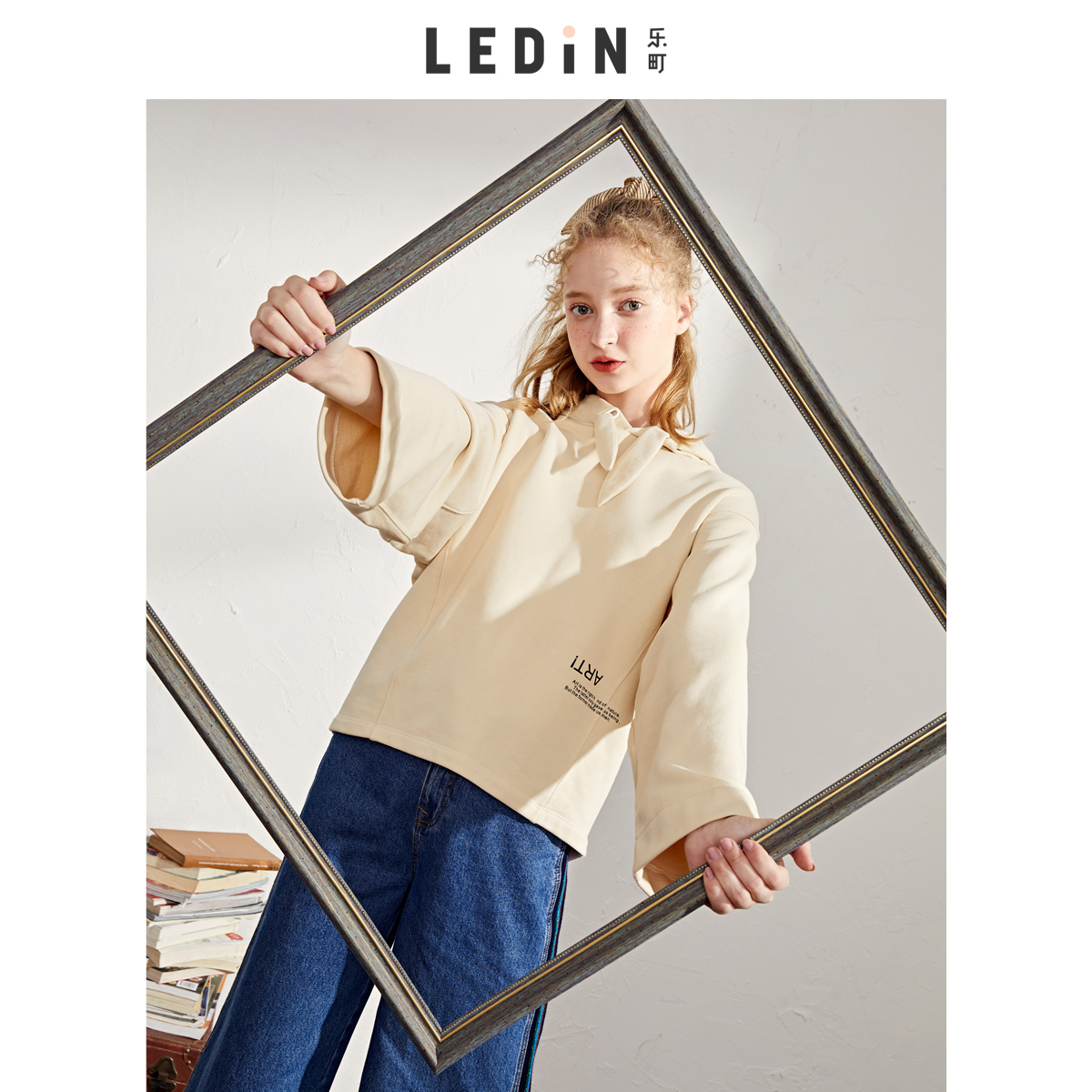 Sweatshirt femme - Ref 3216464 Image 4