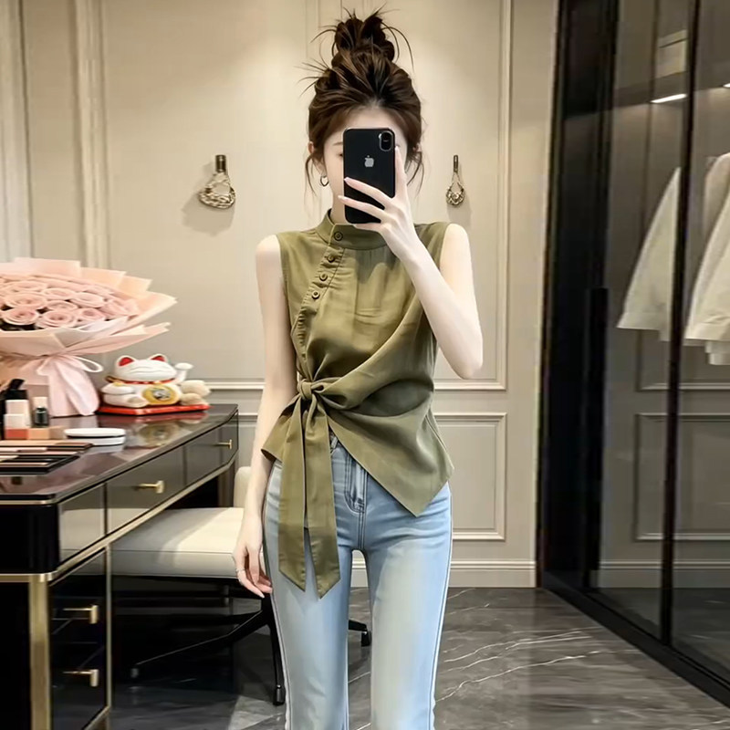 Elegant Tie-Up Sleeveless Shirt for Women, 2026 Summer Collection, Unique Design, Stand-Up Collar, Commuter Top, Green Button-Decorated Shirt