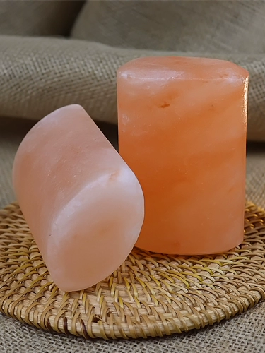 Гималайская розовая соль соль массаж камень красоты салон здоровья спа -салон массаж эфирного масла Горячие сжатые камни расслабляются и распадаются