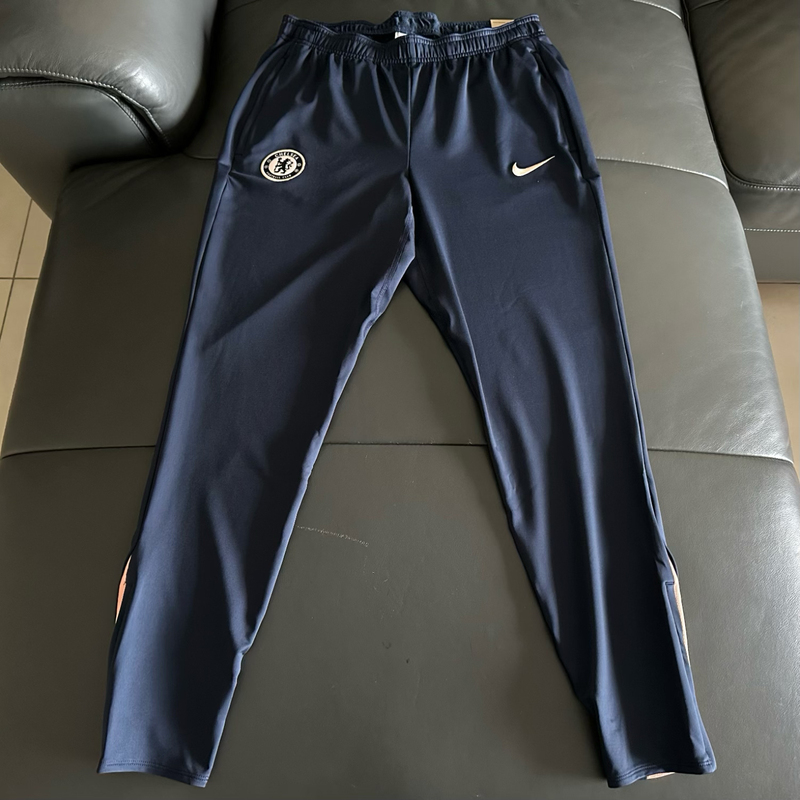 Nike Dri Fit Strike Chelsea 24-25 Season Training Tapered Pants