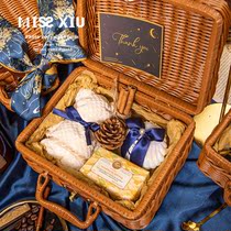 MISSXIU Nordic] High sense marriage Back to gift Escort Teacher Graduation Gift Practical Hand Rattan Basket
