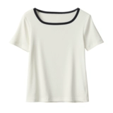 Тонкая приталенная летняя футболка, квадратный вырез, короткий рукав, городской стиль