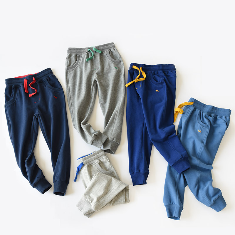 Quần thể thao cotton cho trẻ em Quần bảo vệ lỏng lẻo Quần Quần bé trai và bé gái Quần bé trai đồng phục trường học C3 quan dai cho be