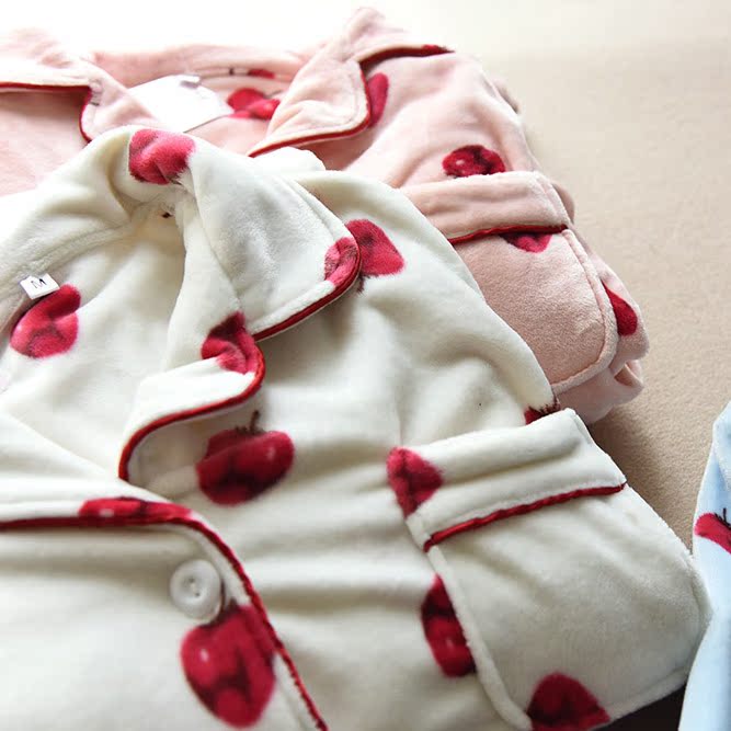 蜜 款 Quần áo ngủ nữ flannel nữ quần áo mềm mại ấm áp và thoải mái thoải mái áo choàng mùa thu đông áo choàng ngủ