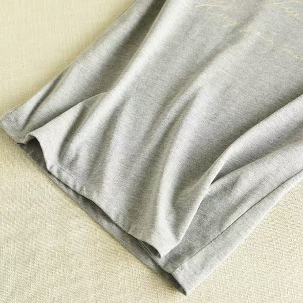Mã lỗi xử lý in chữ Joker tay áo ngắn Áo phông nữ chạm đáy Áo thun cổ chữ V mùa hè Phong cách mới áo thun nữ trơn