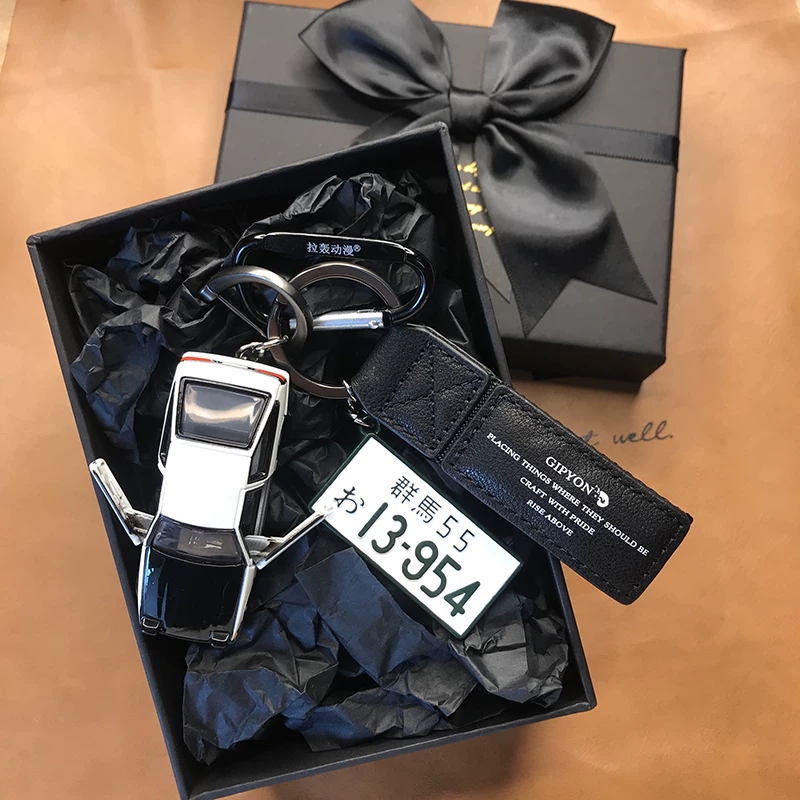 Брелок Genuine AE86 автомобильный подвесной (GIPYON), сплавной модель, подарочная коробка и гравировка